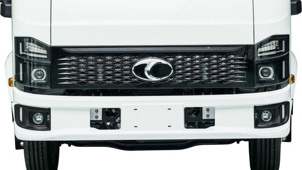 Ngoại thất xe tải Thaco Linker T2-7.5