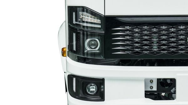 Ngoại thất xe tải Thaco Linker T2-7.5