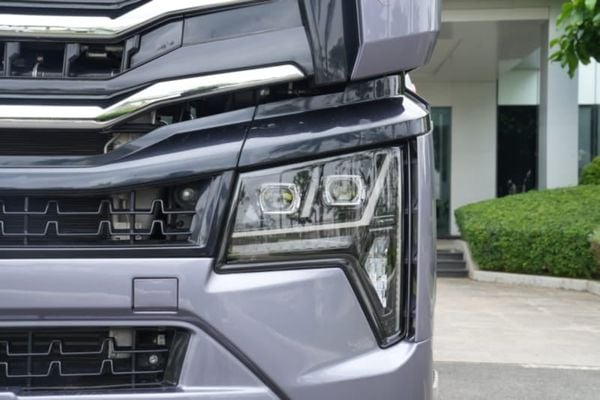 Ngoại Thất Xe Đầu Kéo Howo Max 6x4 Nóc Thấp
