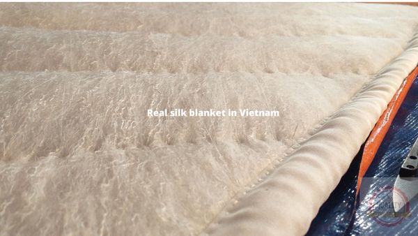 Mulberry silk blanket for sale in Vietnam