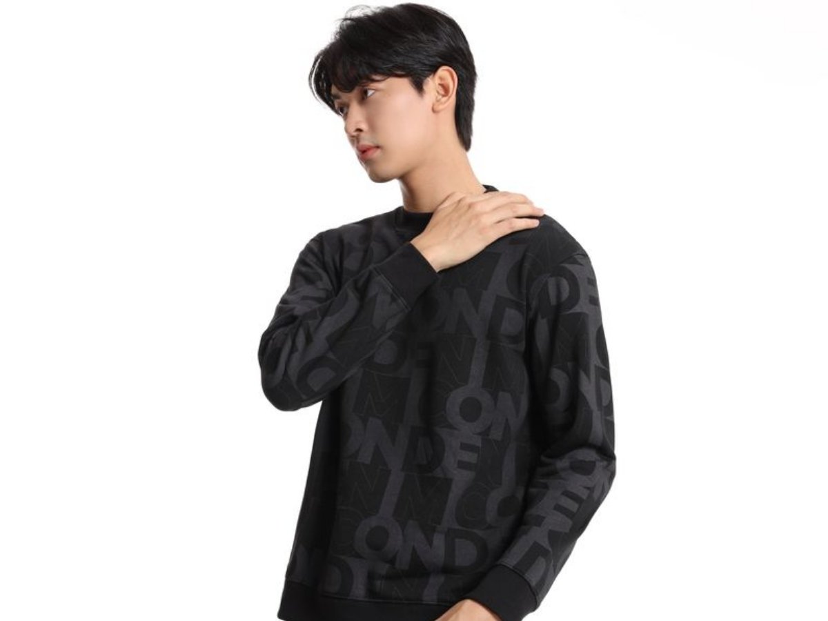 Áo sweater đen thể hiện cá tính, cool ngầu