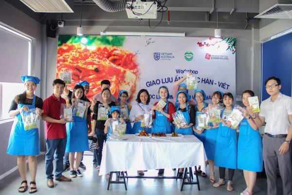 Hướng dẫn làm Kim chi chuẩn vị Hàn nhanh gọn và ít tốn sức, ai cũng mê