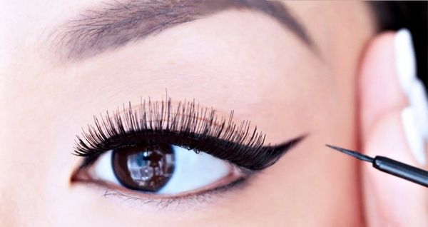 Làm sao để kẻ mắt không bị lem