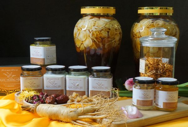 Yến chưng tươi Ngọc Hoàng Yến - Sản phẩm bỗ dưỡng phù hợp cho mọi người