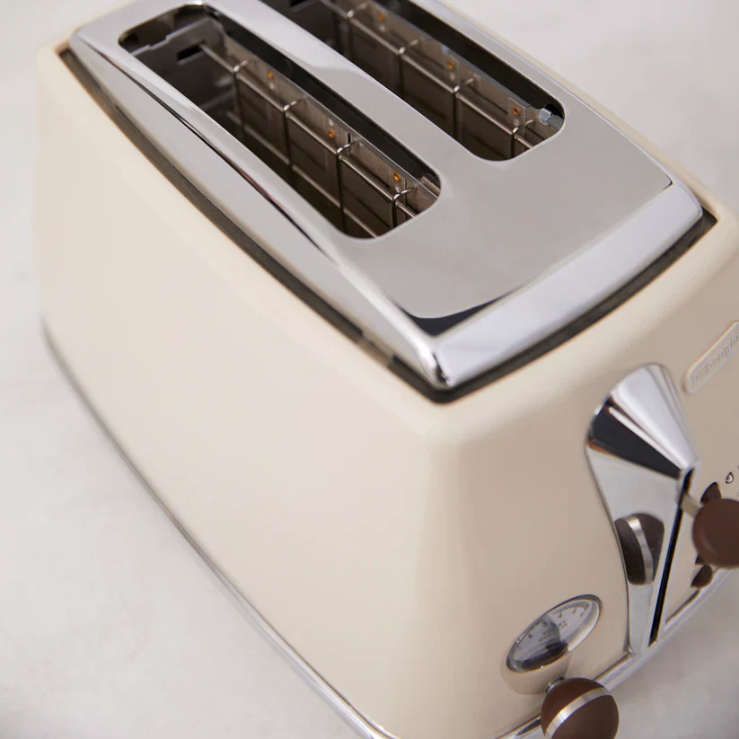 khe nướng bánh mì sandwich của máy nướng bánh mì delonghi ctov2103 bg