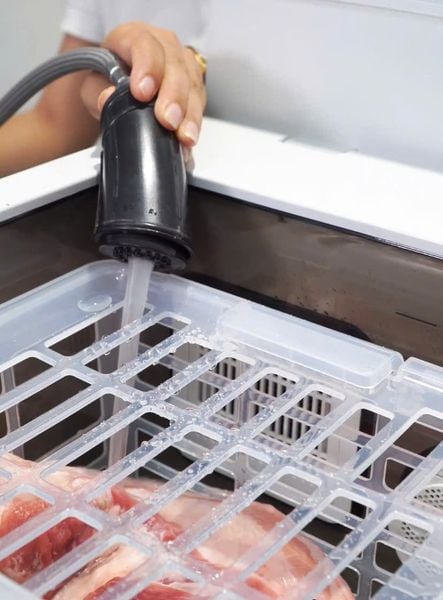 rửa thịt bằng máy rửa thực phẩm Hurom Ultrasonic Cleaner 10L