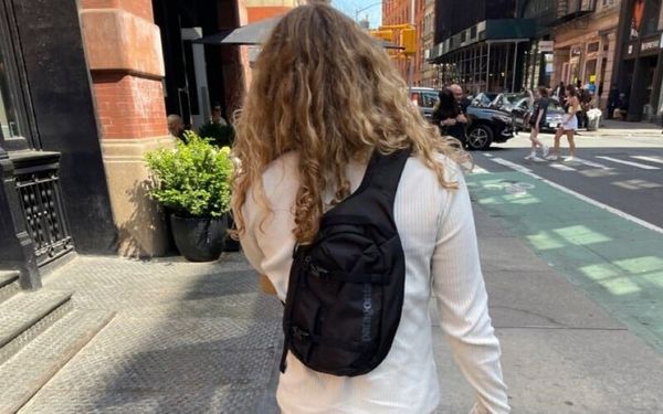 balo đeo chéo đi làm