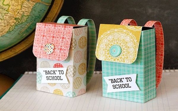 chuẩn bị gấp balo giấy
