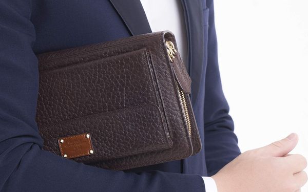 kẹp dưới cánh tay