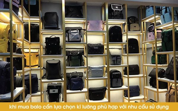 khi lựa chọn balo đựng laptop 15.6 inch cân nhắc nhiều yếu tố