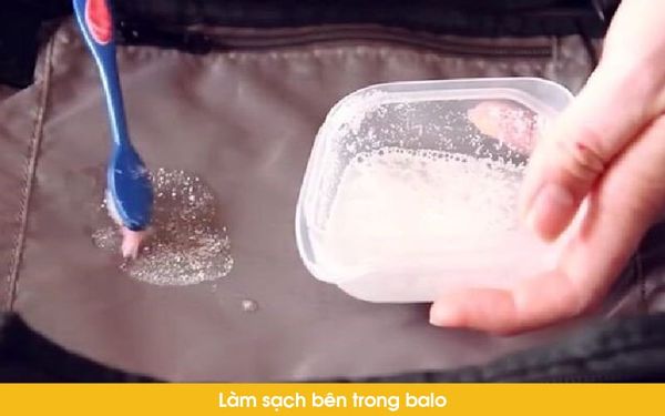 làm sạch balo tập gym hàng tuần