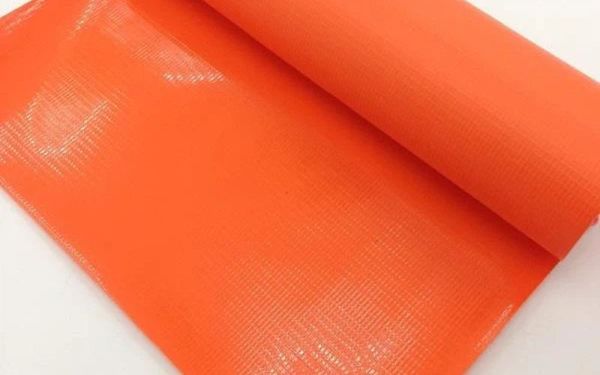 polyester-2-lop-trang-pvc-lua-chon-hang-dau