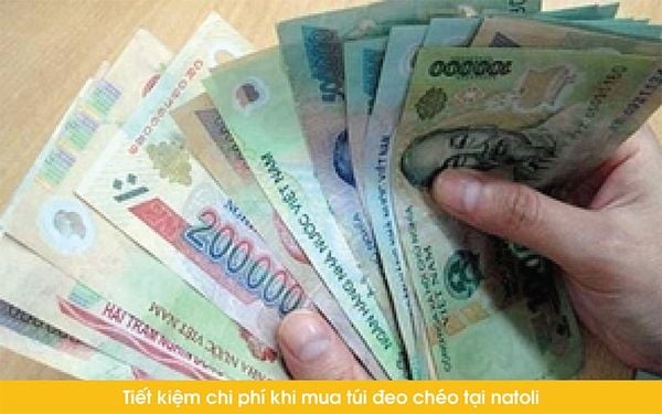 tiết kiệm tiền khi mua túi đeo chéo local brand Natoli