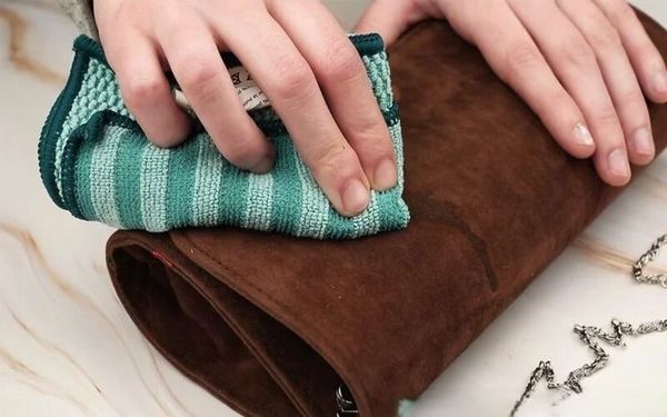 Vệ sinh hàng ngày