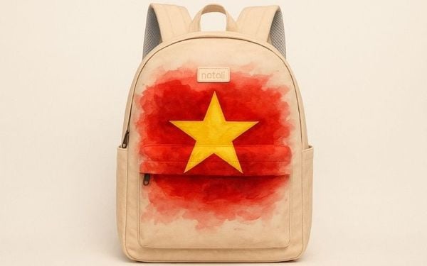 Vẽ Tay Trực Tiếp Lên Balo