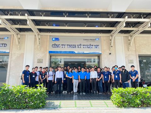 Tổ chức tham quan doanh nghiệp cho sinh viên Đại học Tôn Đức Thắng