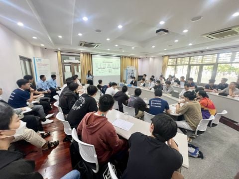 NK Engineering shares knowledge with students of Ton Duc Thang university