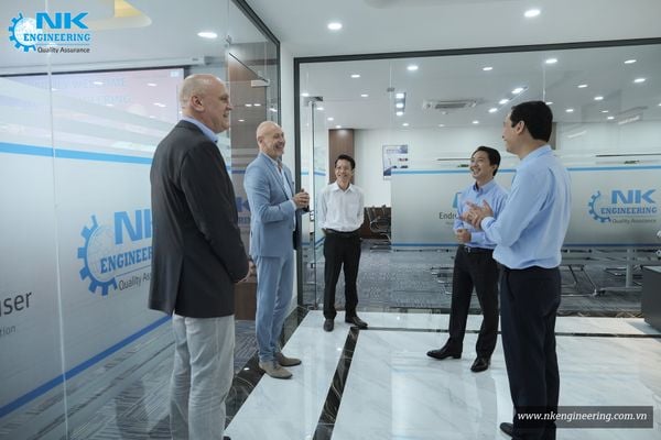 Managing Director of Endress+Hauser International AG visit NK Engineering (8)