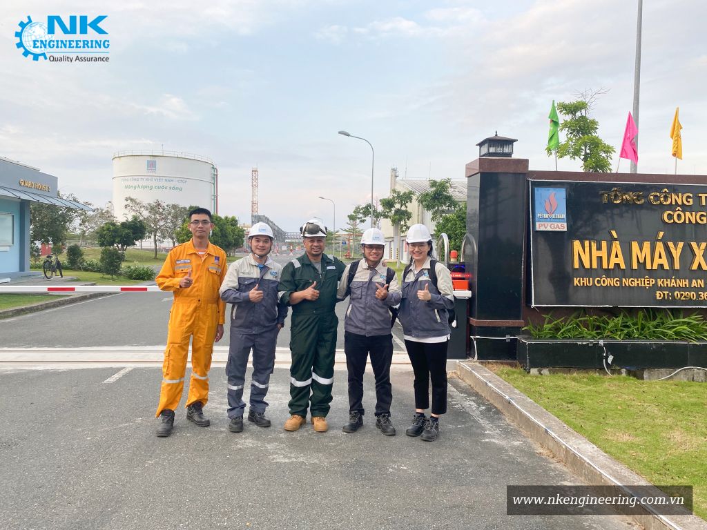 NK-Engineering-performed-maintenance-work-for-the-gas-component-analyzer-at-Ca-Mau-Gas-Processing-Plant (1)