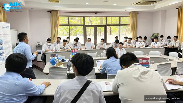NK-Engineering-held-a-seminar-Endress-Hauser-measuring-device-for-Ton-Duc-Thang-University-2