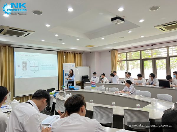 NK-Engineering-held-a-seminar-Endress-Hauser-measuring-device-for-Ton-Duc-Thang-University-9