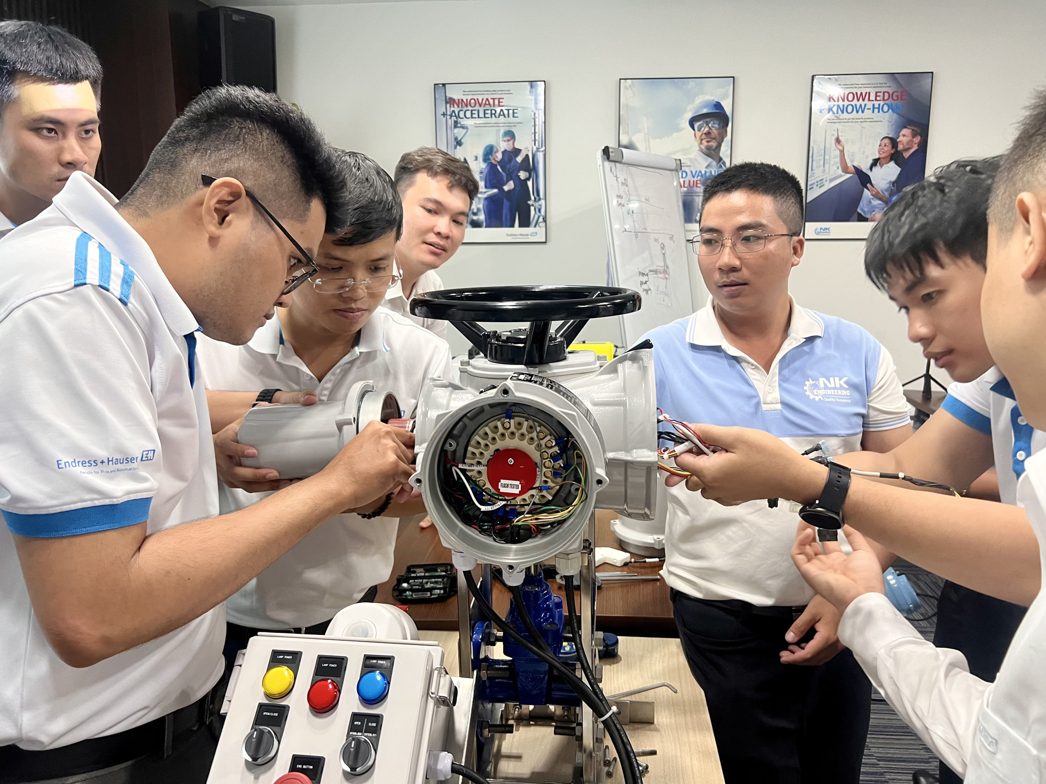 NK Engineering attended a 3-day training course on Rotork actuators