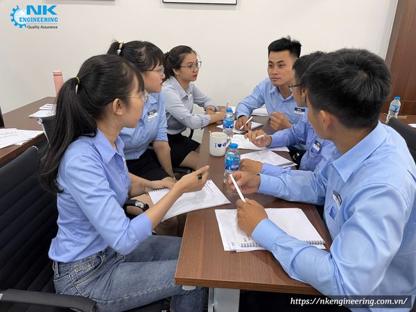 Training teamwork at NK Engineering (4)