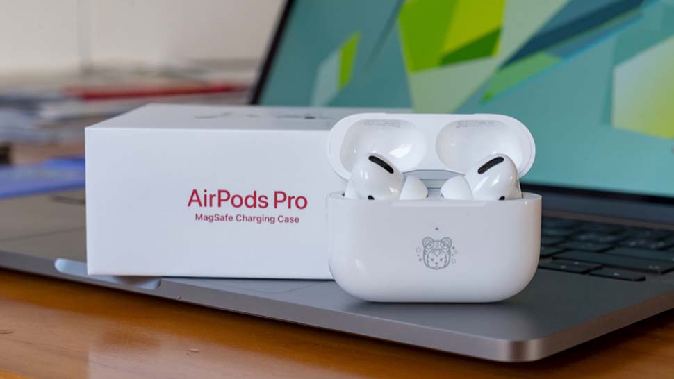 Apple mới ra mắt AirPods Pro phiên bản Tiger đặc biệt mừng Tết nguyên đán 2022