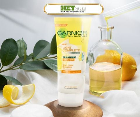 🧼 Sữa Rửa Mặt Garnier Bright Complete Vitamin C – 100ml