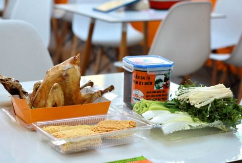 LẨU GÀ TA TIỀM ỚT HIẺM ngon chính hiệu hot nhất Tân Bình