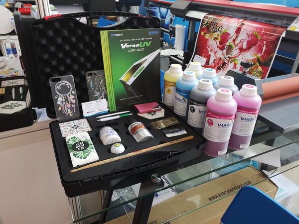 may in uv, uv printer, roland uv printer, máy in uv roland, roland lef12i, roland lef200, roland lef300