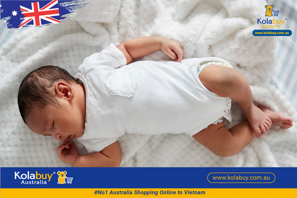 Dầu bôi ấm ngực Vicks Baby Balsam Decongestant Chest Rub 50g