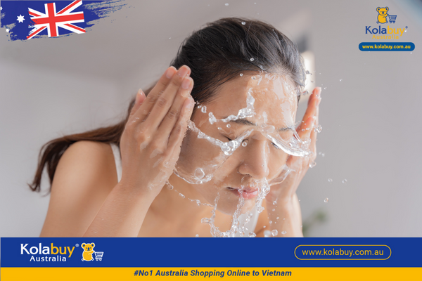 Sữa rửa mặt dưỡng ẩm Eaoron Hyaluronic Cleanser 100ml