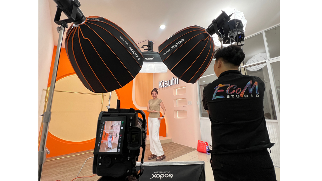 Setup phòng livestream với kỹ thuật chiếu sáng 3 light
