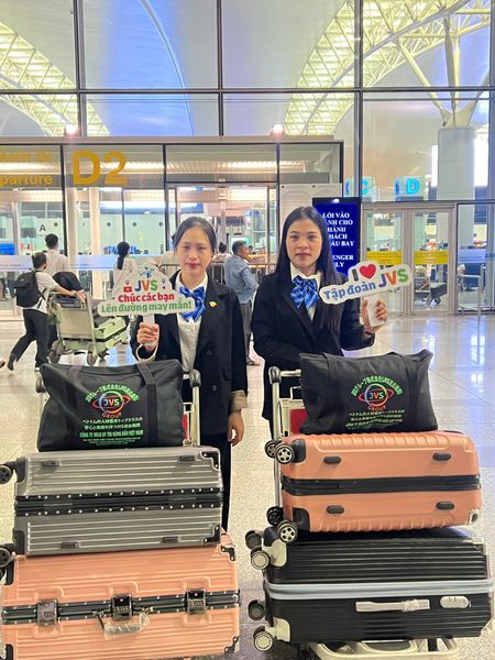 2024年10月14日　出国おめでとうございます！弊社2名の実習生【機械検査2女】が日本へ出国しました。