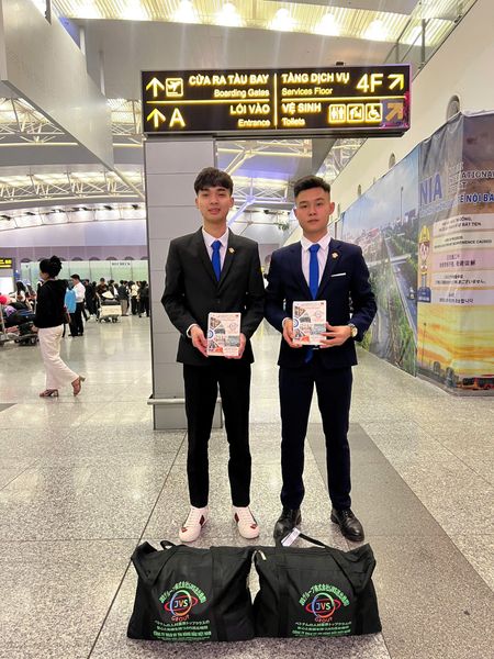 2025年4月7日　出国おめでとうございます！弊社2名の実習生【機械加工2男】が日本へ出国しました。