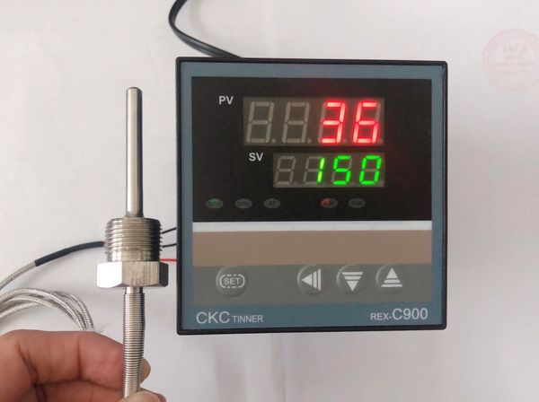 Bộ điều khiển nhiệt độ lập trình PID REX-C900