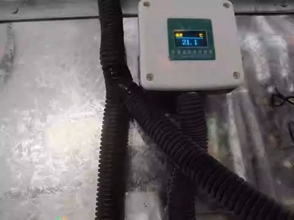 Hình ảnh lắp đặt thực tế của cảm biến ES-WS-TH-01