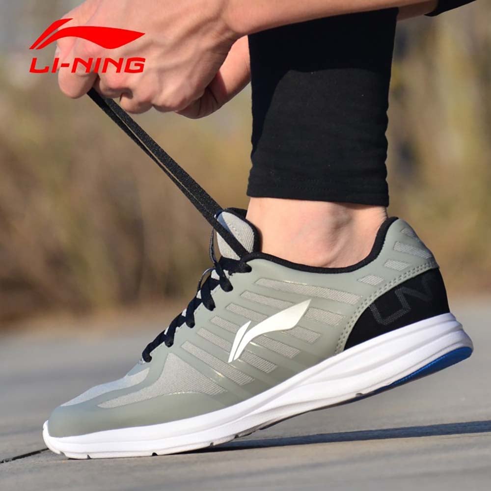 Cách thắt dây giày 6 lỗ chuẩn form, gọn đẹp, dễ làm