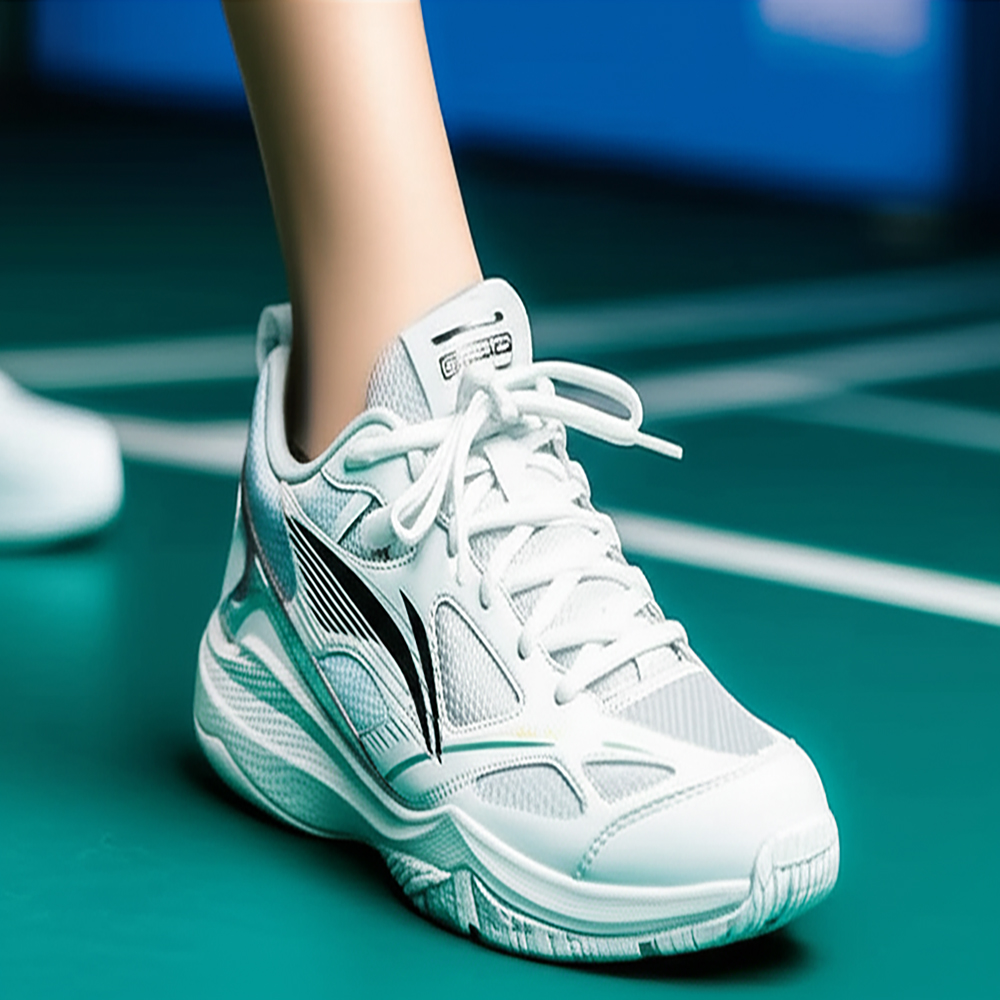 Giày cầu lông JF LITE là gì? Vì sao được nhiều người chơi lựa chọn?