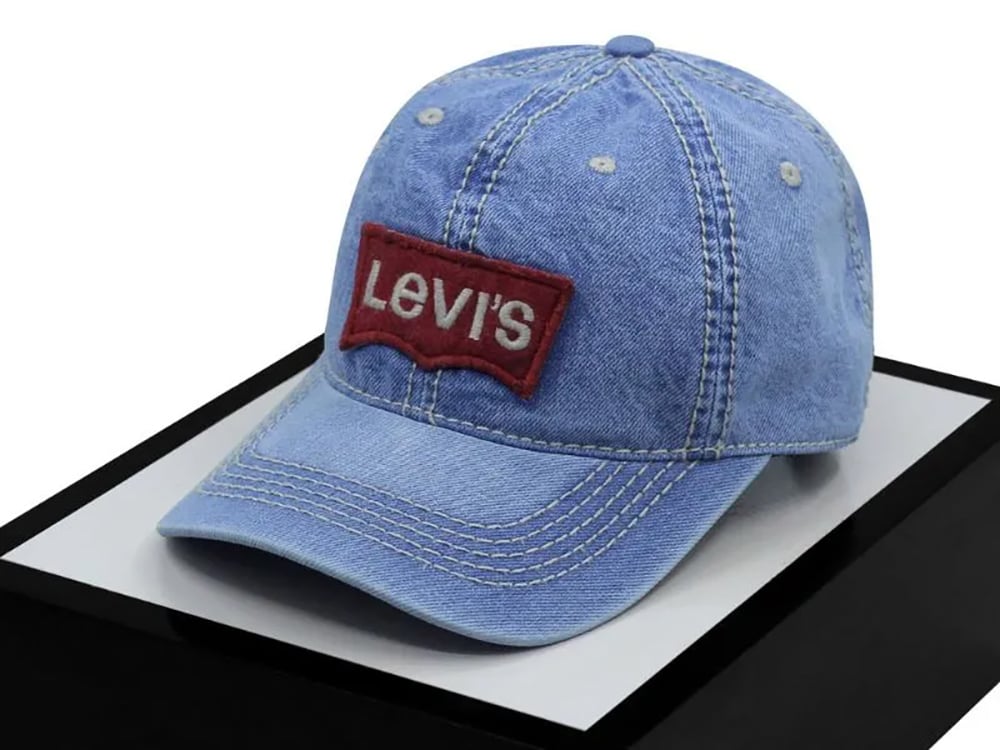 Levi’s – Hãng mũ lưỡi trai cá tính từ “ông lớn” thời trang jean