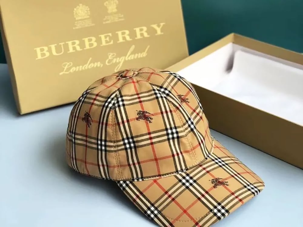 Burberry – Mũ lưỡi trai cao cấp đến từ xứ sở sương mù Anh Quốc