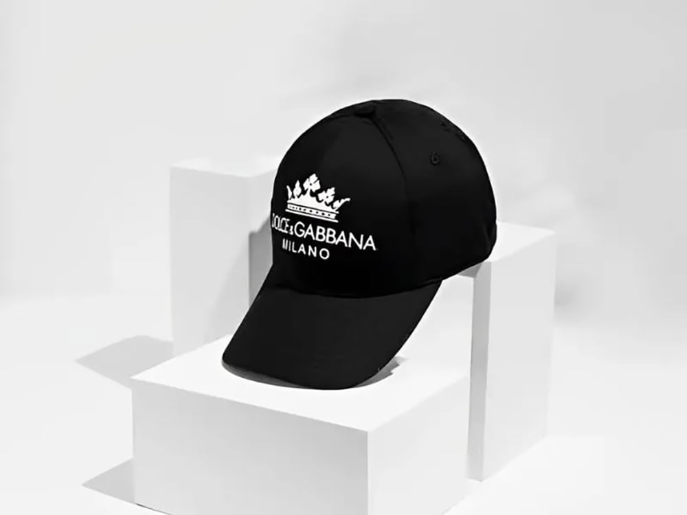 Dolce & Gabbana – Thương hiệu mũ lưỡi trai xa xỉ và nổi tiếng toàn cầu
