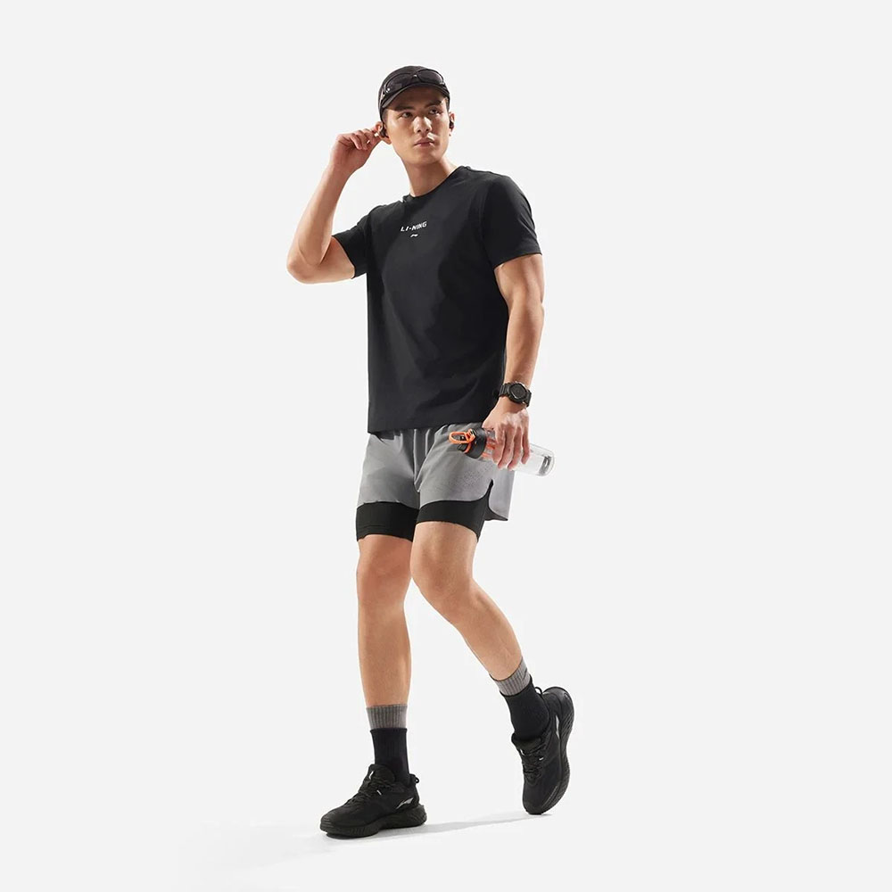 Những cách phối đồ với áo thun nam đẹp, dễ áp dụng trong mọi tình huống