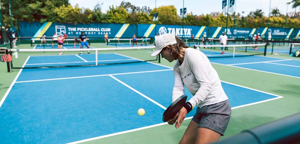 Kỹ Thuật Đánh Bóng Nảy Trong Pickleball