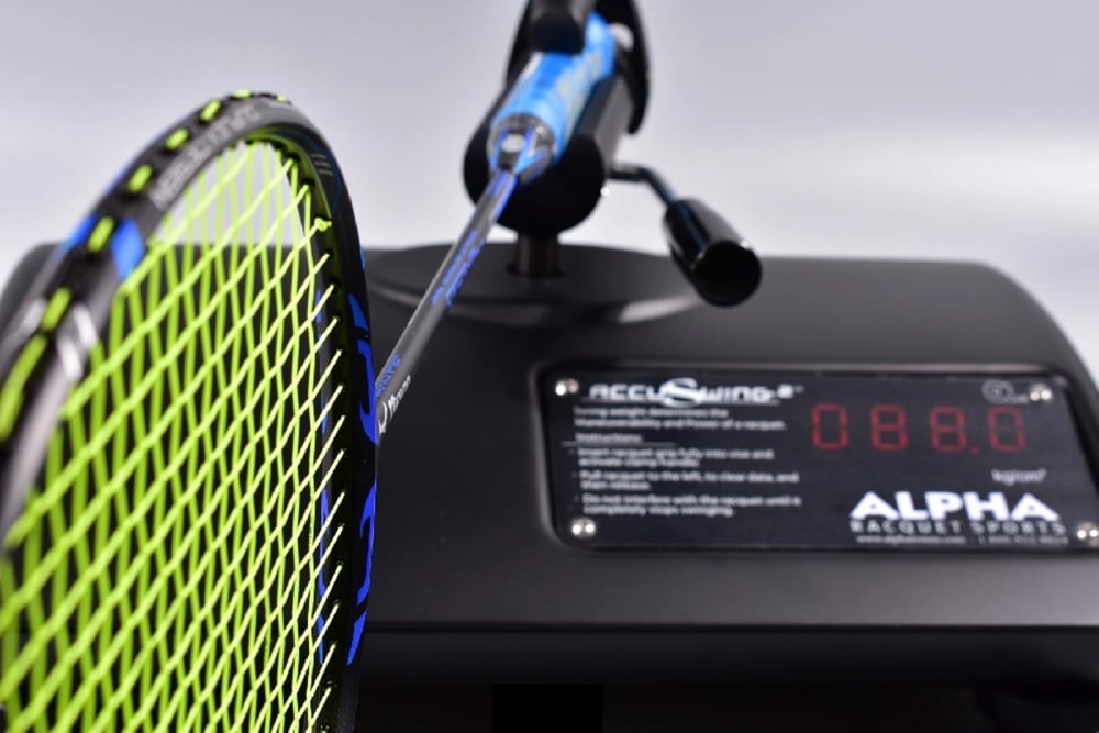 Điểm Swing (Swing Weight) – Chỉ số căng vợt cầu lông quan trọng