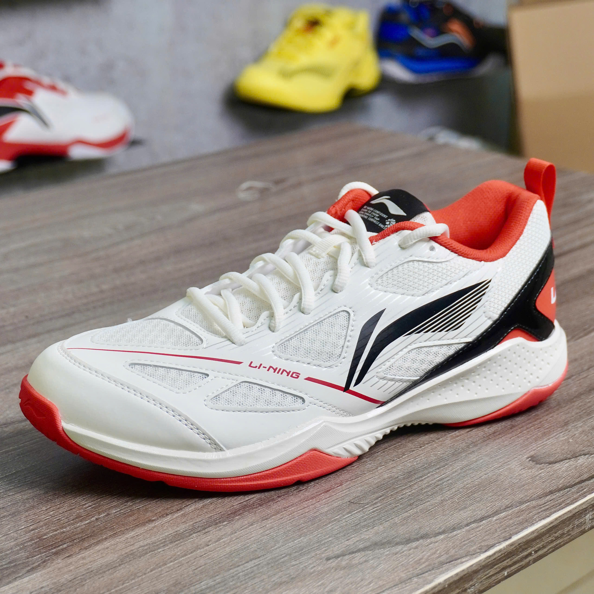 Giày cầu lông Nam Li-Ning JF LITE AYTV027-1V