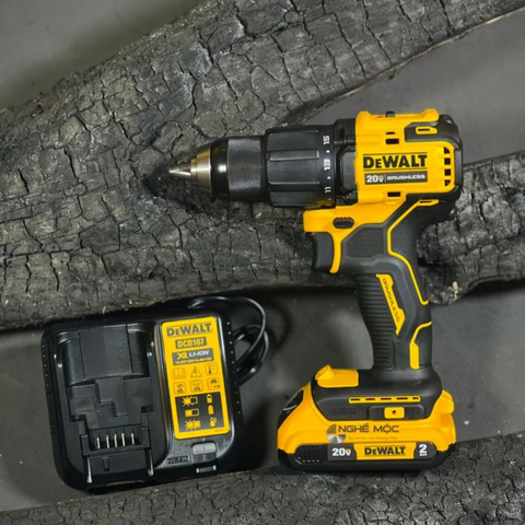 MÁY KHOAN PIN DEWALT XÁCH TAY