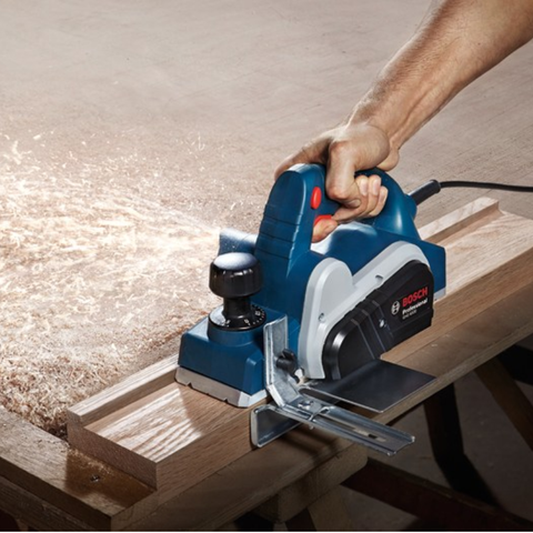 Những sự cố thường gặp khi sử dụng máy bào cầm tay Bosch