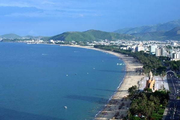 Tour Du Lịch Hà Nội - Nha Trang - Đà Lạt 5 Ngày 4 Đêm